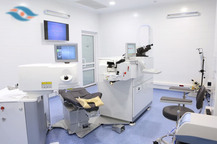 تجهیزات چشم پزشکی آذرنگاه